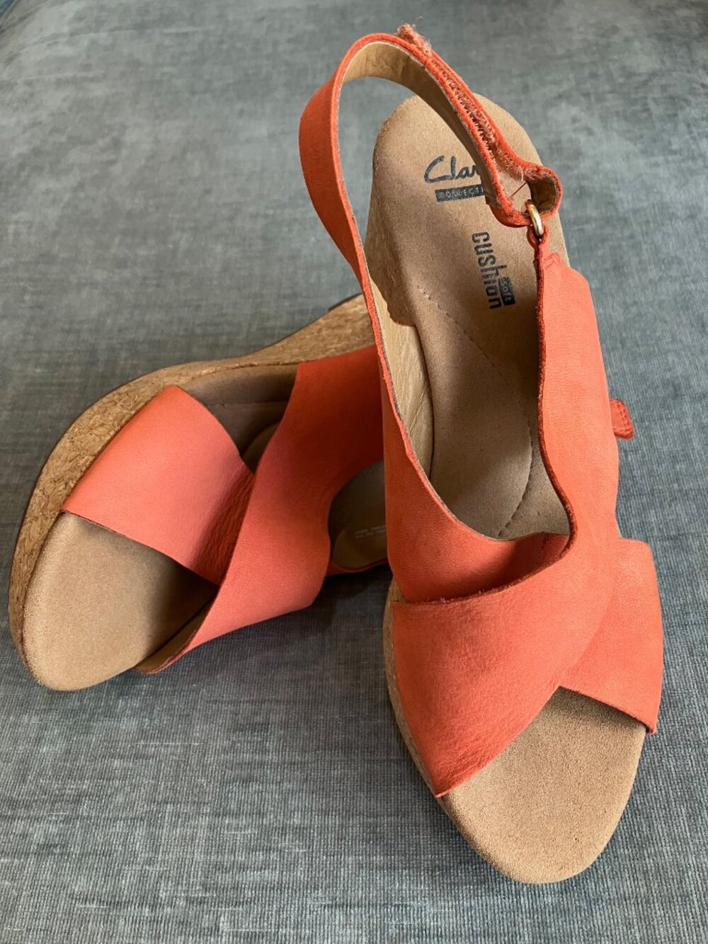 Clarks Collection Womens 8 Orange Cork Wedge Sandals 3" Platform Cushion Soft